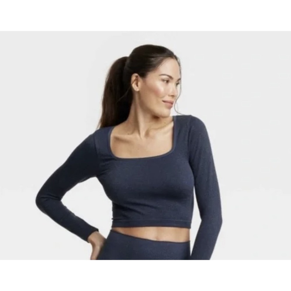 All In Motion Shimmer Ribbed Long Sleeve Crop Top  Navy Blue Seamless Activewear